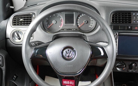 Volkswagen Polo VI (EU Market), 2015 год, 869 000 рублей, 13 фотография