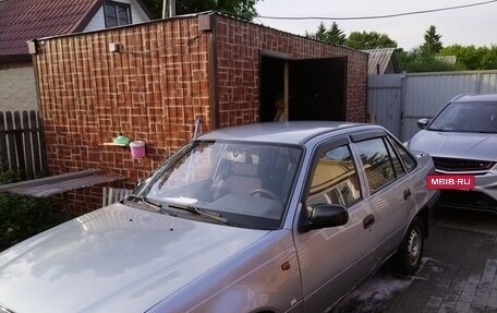 Daewoo Nexia I рестайлинг, 1998 год, 140 000 рублей, 4 фотография