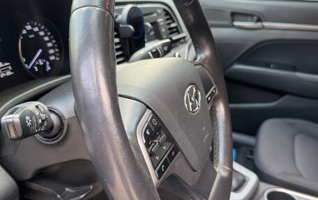 Hyundai Elantra VI рестайлинг, 2017 год, 1 589 000 рублей, 7 фотография