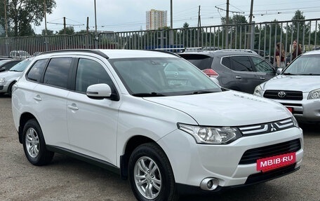 Mitsubishi Outlander III рестайлинг 3, 2012 год, 1 450 000 рублей, 2 фотография