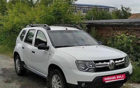 Renault Duster I рестайлинг, 2016 год, 750 000 рублей, 2 фотография