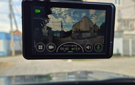 Toyota RAV4, 2019 год, 3 300 000 рублей, 14 фотография