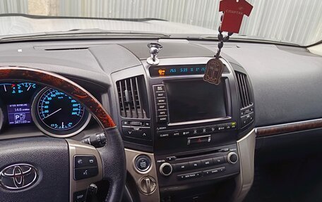 Toyota Land Cruiser 200, 2008 год, 2 250 000 рублей, 3 фотография
