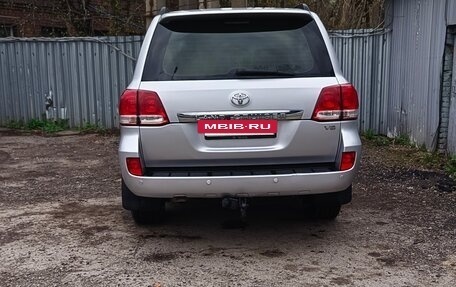 Toyota Land Cruiser 200, 2008 год, 2 250 000 рублей, 10 фотография