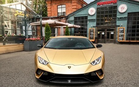 Lamborghini Huracán, 2018 год, 20 600 000 рублей, 2 фотография