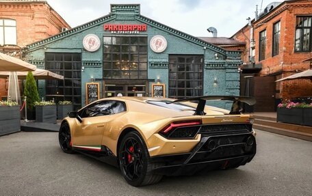 Lamborghini Huracán, 2018 год, 20 600 000 рублей, 6 фотография