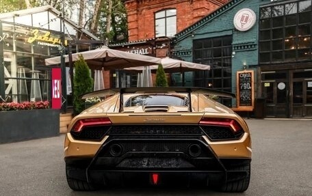 Lamborghini Huracán, 2018 год, 20 600 000 рублей, 5 фотография