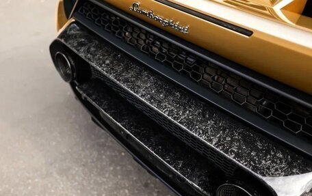 Lamborghini Huracán, 2018 год, 20 600 000 рублей, 12 фотография