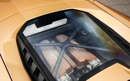 Lamborghini Huracán, 2018 год, 20 600 000 рублей, 17 фотография
