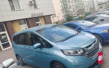 Honda Freed II, 2017 год, 1 600 000 рублей, 3 фотография