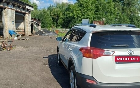 Toyota RAV4, 2014 год, 1 750 000 рублей, 4 фотография