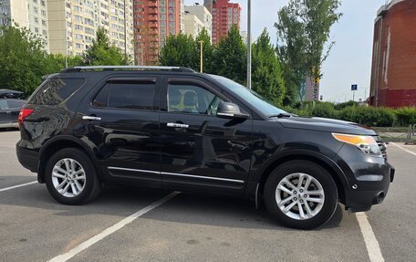 Ford Explorer VI, 2013 год, 1 800 000 рублей, 3 фотография