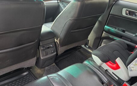 Ford Explorer VI, 2013 год, 1 800 000 рублей, 16 фотография