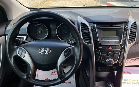 Hyundai i30 II рестайлинг, 2013 год, 999 000 рублей, 16 фотография