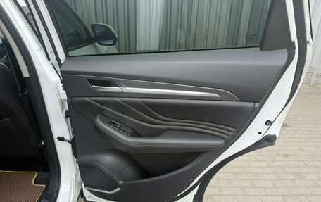 Haval F7x I, 2019 год, 1 765 000 рублей, 28 фотография