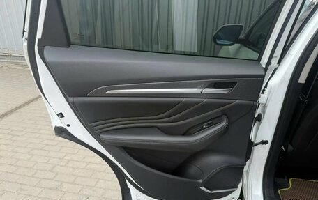 Haval F7x I, 2019 год, 1 765 000 рублей, 26 фотография