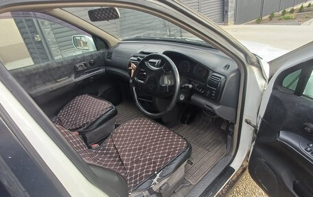 Nissan Rnessa, 1997 год, 310 000 рублей, 5 фотография