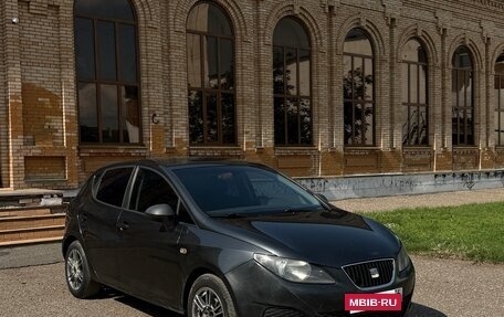 SEAT Ibiza IV рестайлинг 2, 2010 год, 515 000 рублей, 2 фотография