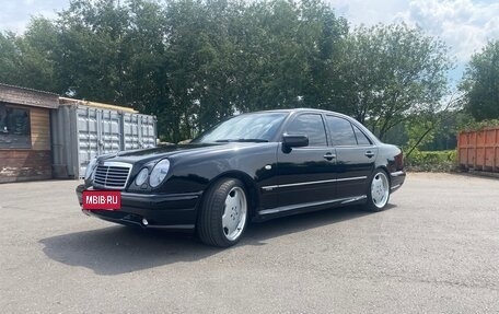 Mercedes-Benz E-Класс, 1997 год, 880 000 рублей, 6 фотография