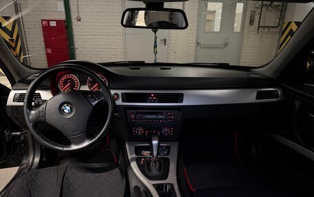 BMW 3 серия, 2011 год, 950 000 рублей, 7 фотография