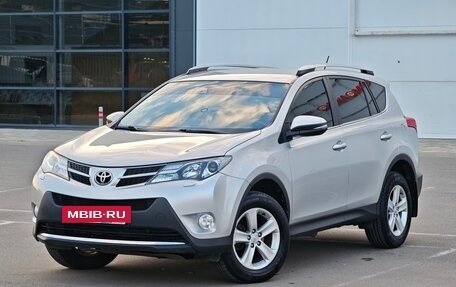 Toyota RAV4, 2013 год, 2 245 000 рублей, 5 фотография