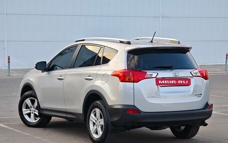 Toyota RAV4, 2013 год, 2 245 000 рублей, 3 фотография