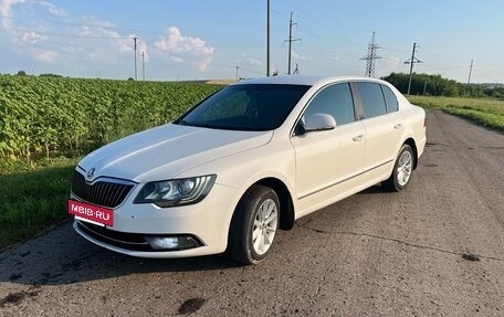 Skoda Superb III рестайлинг, 2014 год, 1 100 000 рублей, 2 фотография
