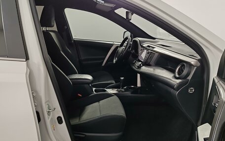 Toyota RAV4, 2019 год, 2 699 000 рублей, 20 фотография