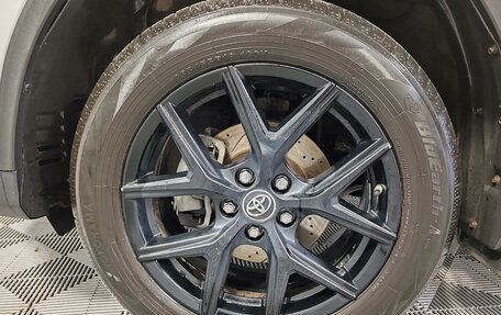 Toyota RAV4, 2019 год, 2 699 000 рублей, 18 фотография