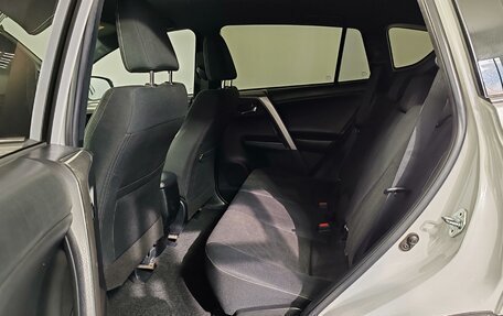 Toyota RAV4, 2019 год, 2 699 000 рублей, 12 фотография