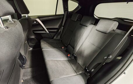 Toyota RAV4, 2019 год, 2 699 000 рублей, 22 фотография