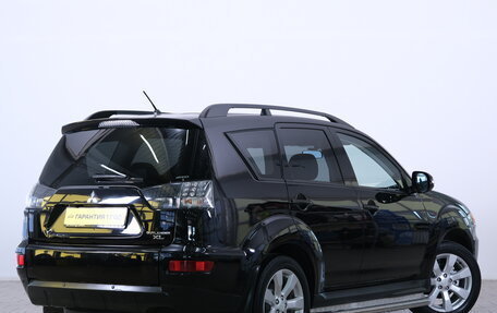 Mitsubishi Outlander III рестайлинг 3, 2011 год, 1 369 000 рублей, 7 фотография