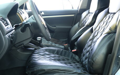 Volkswagen Jetta VI, 2010 год, 749 000 рублей, 8 фотография