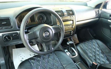 Volkswagen Jetta VI, 2010 год, 749 000 рублей, 11 фотография