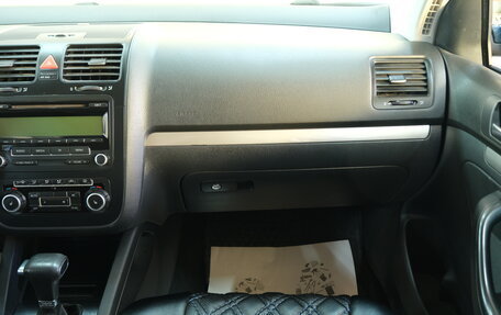 Volkswagen Jetta VI, 2010 год, 749 000 рублей, 17 фотография