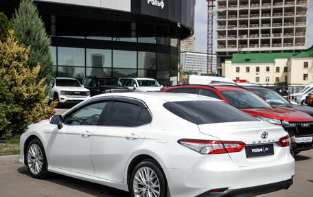 Toyota Camry, 2019 год, 3 248 000 рублей, 6 фотография