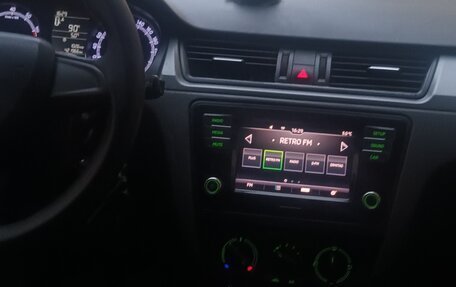 Skoda Rapid I, 2018 год, 580 000 рублей, 3 фотография