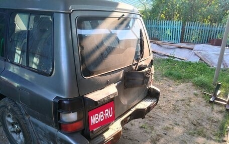 Mitsubishi Pajero III рестайлинг, 1997 год, 650 000 рублей, 19 фотография