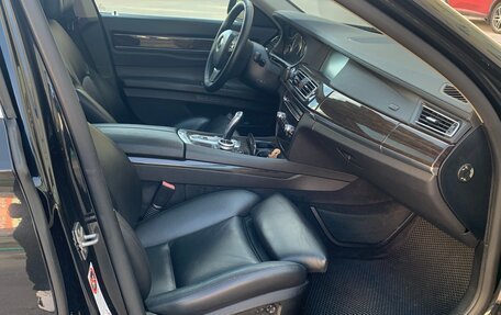 BMW 7 серия, 2010 год, 1 370 000 рублей, 14 фотография