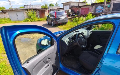 Renault Logan II, 2018 год, 650 000 рублей, 8 фотография