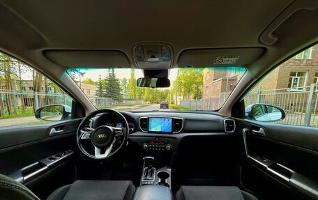 KIA Sportage IV рестайлинг, 2021 год, 1 900 000 рублей, 11 фотография