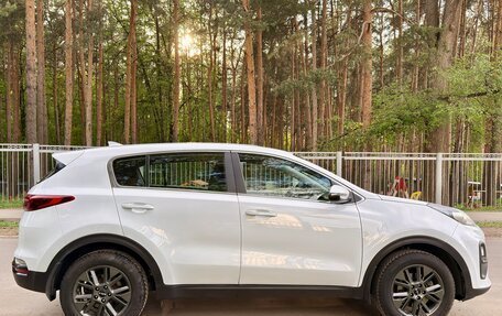 KIA Sportage IV рестайлинг, 2021 год, 1 900 000 рублей, 4 фотография
