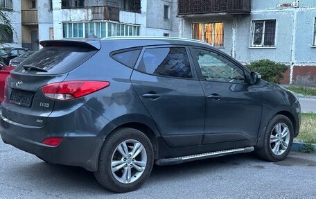 Hyundai ix35 I рестайлинг, 2010 год, 1 300 000 рублей, 3 фотография