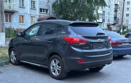 Hyundai ix35 I рестайлинг, 2010 год, 1 300 000 рублей, 5 фотография