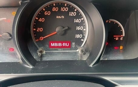 Toyota HiAce H200, 2011 год, 3 000 000 рублей, 1 фотография