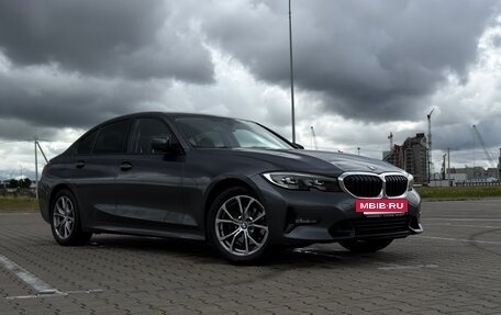 BMW 3 серия, 2020 год, 3 490 000 рублей, 14 фотография
