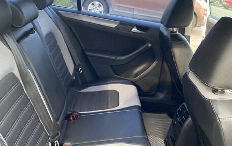 Volkswagen Jetta VI, 2012 год, 1 150 000 рублей, 8 фотография
