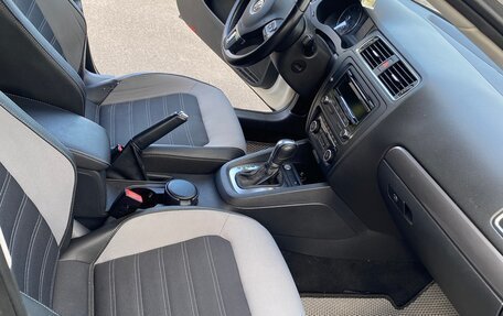 Volkswagen Jetta VI, 2012 год, 1 150 000 рублей, 9 фотография