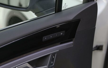 Volkswagen Touareg III, 2021 год, 5 575 000 рублей, 12 фотография