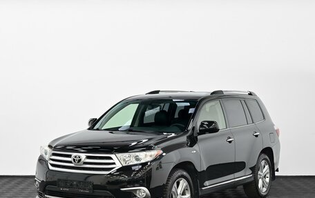 Toyota Highlander III, 2013 год, 1 685 000 рублей, 3 фотография